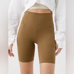 OFFLINE By Aerie Real Me Xtra Hold Up! Pocket 7" Bike Short size Small
